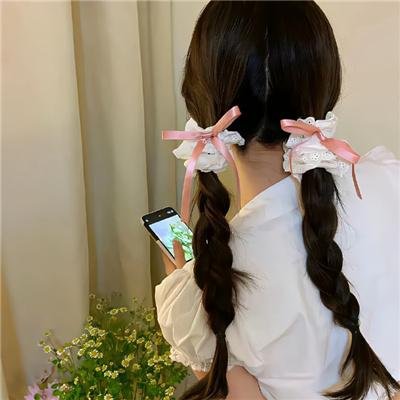 莠出良才